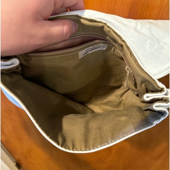 White leather hand bag with shoulder strap - Picture 5 of 9